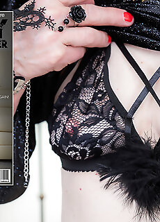 Maturenl porn pictures, Killi Is A 61 Year Old Kinky Granny That Loves To Get Her Pussy Wet When Being Alone On The Sofa